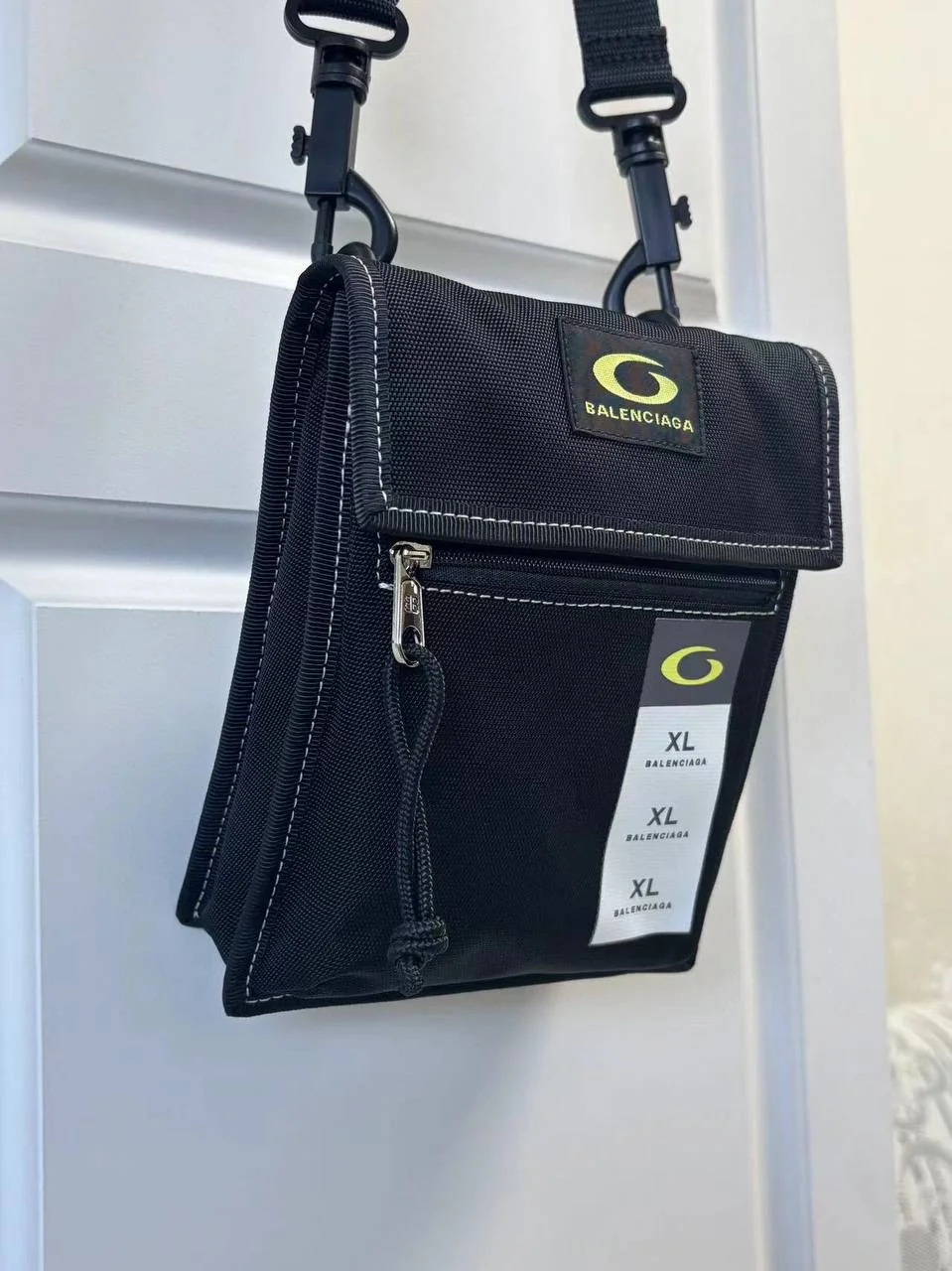 Чоловіча сумка - Balenciaga